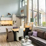 Modern Forest Retreat In Dom wakacyjny Bergen