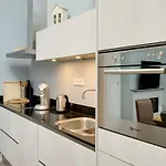 Modern Forest Retreat In