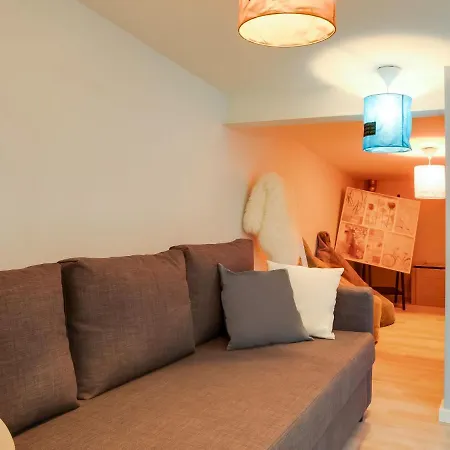 Modern In With Garden